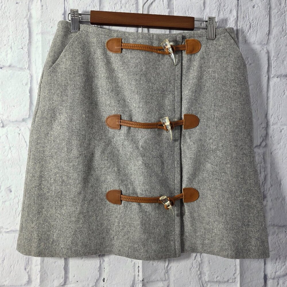 Liz Claiborne Size 10 Gray Toggle Button Knee Length Wool Office Skirt